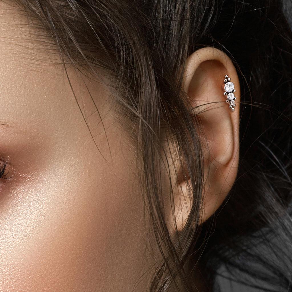 Body Jewelry - Titanium Gem Cluster Row Labret 16G