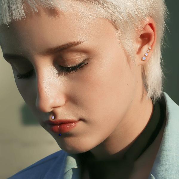 Body Jewelry - Titanium Prong Opal Labret 16G