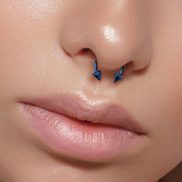 Body Jewelry - Titanium IP Spike Horseshoe 18G-2G
