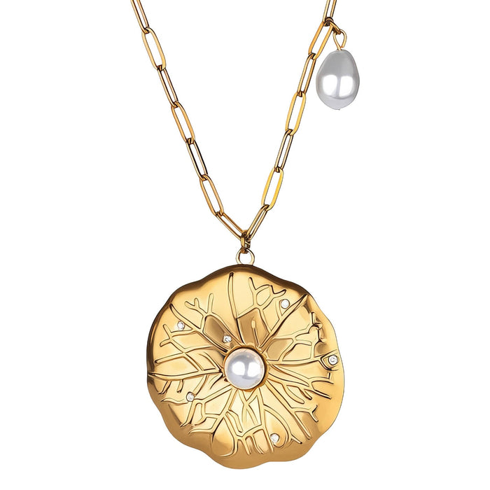 18kt Gold Plated Pearl Flower Necklace