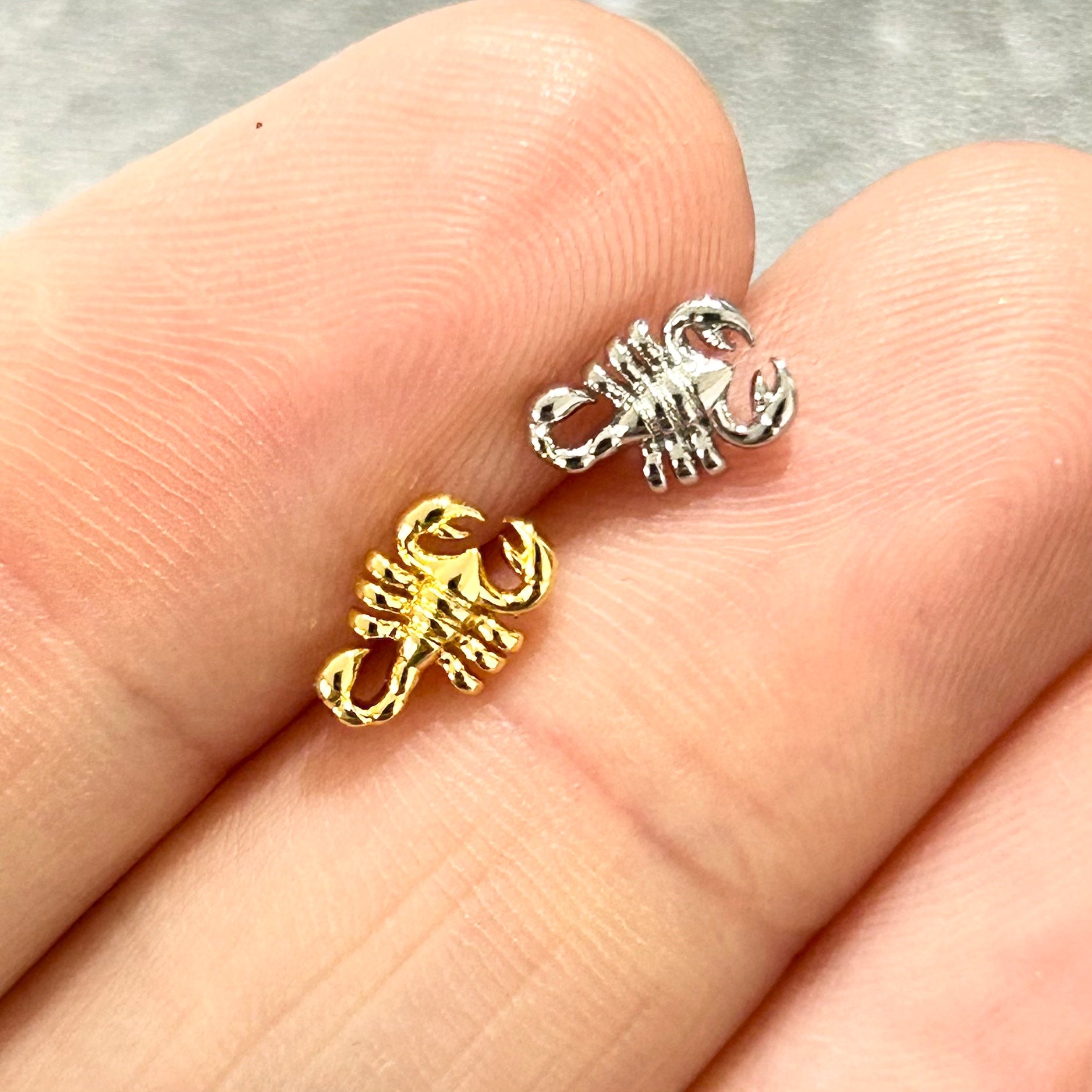Body Jewelry - Scorpion Nose L Bend 20G