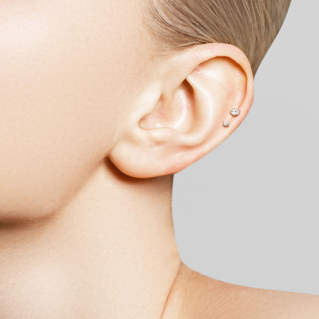 Threadless Prong Gem Labret